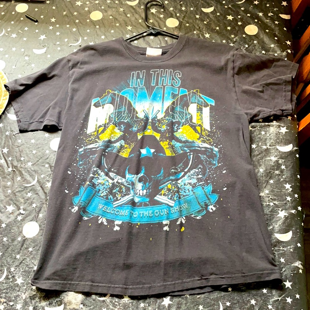 Hanes medium black men’s ITM tee